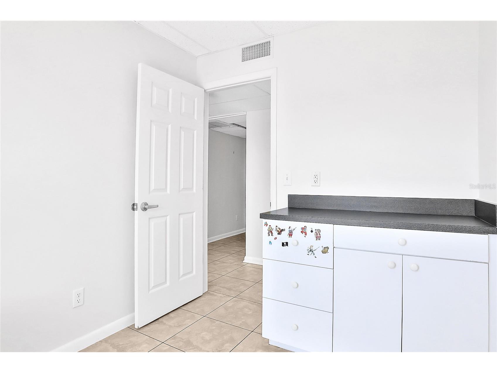162 S Peninsula Drive Daytona Beach FL 32118 FC318231 image33