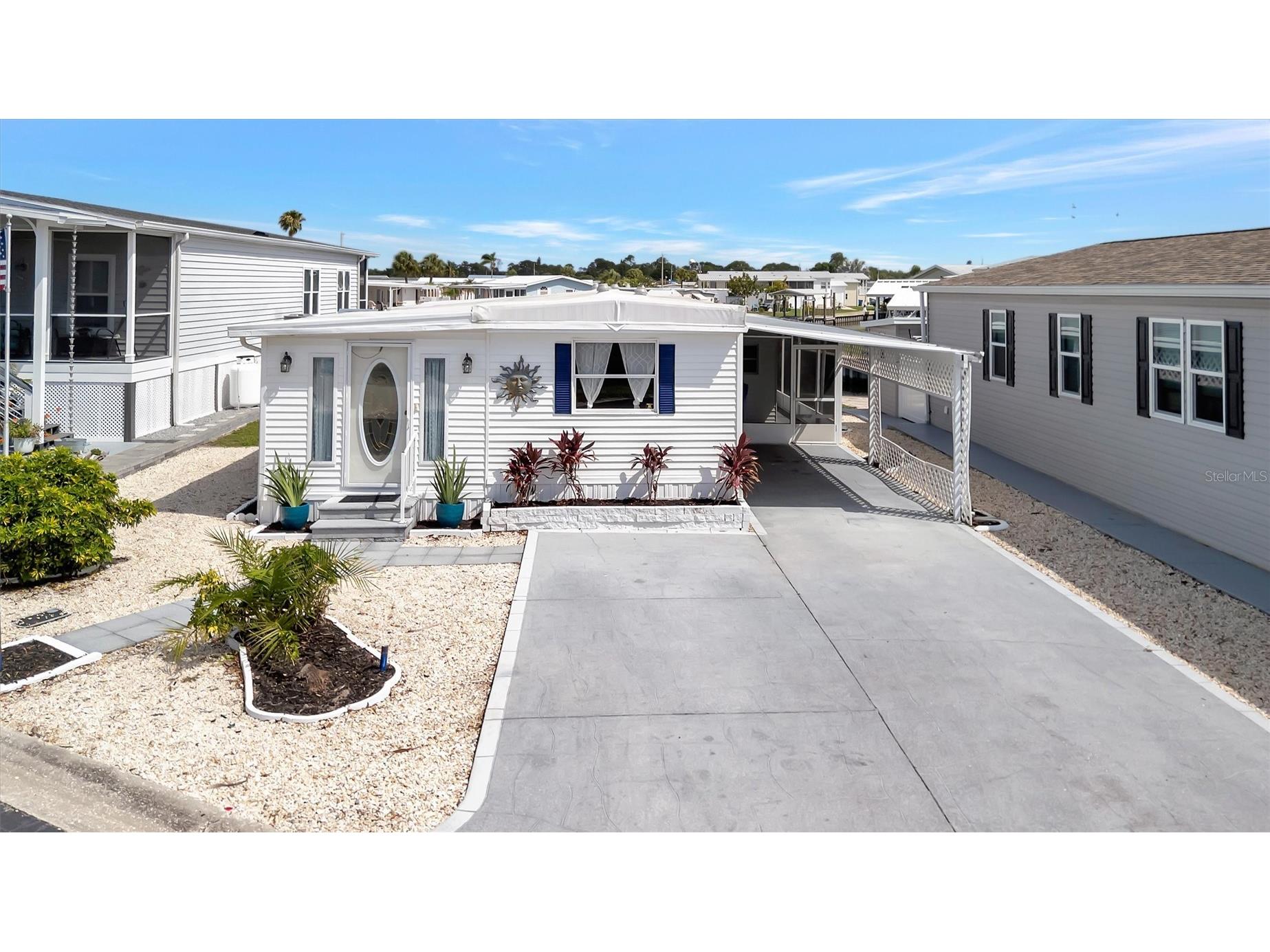 162 S Saint Thomas Circle Apollo Beach FL 33572 TB8505246 image1