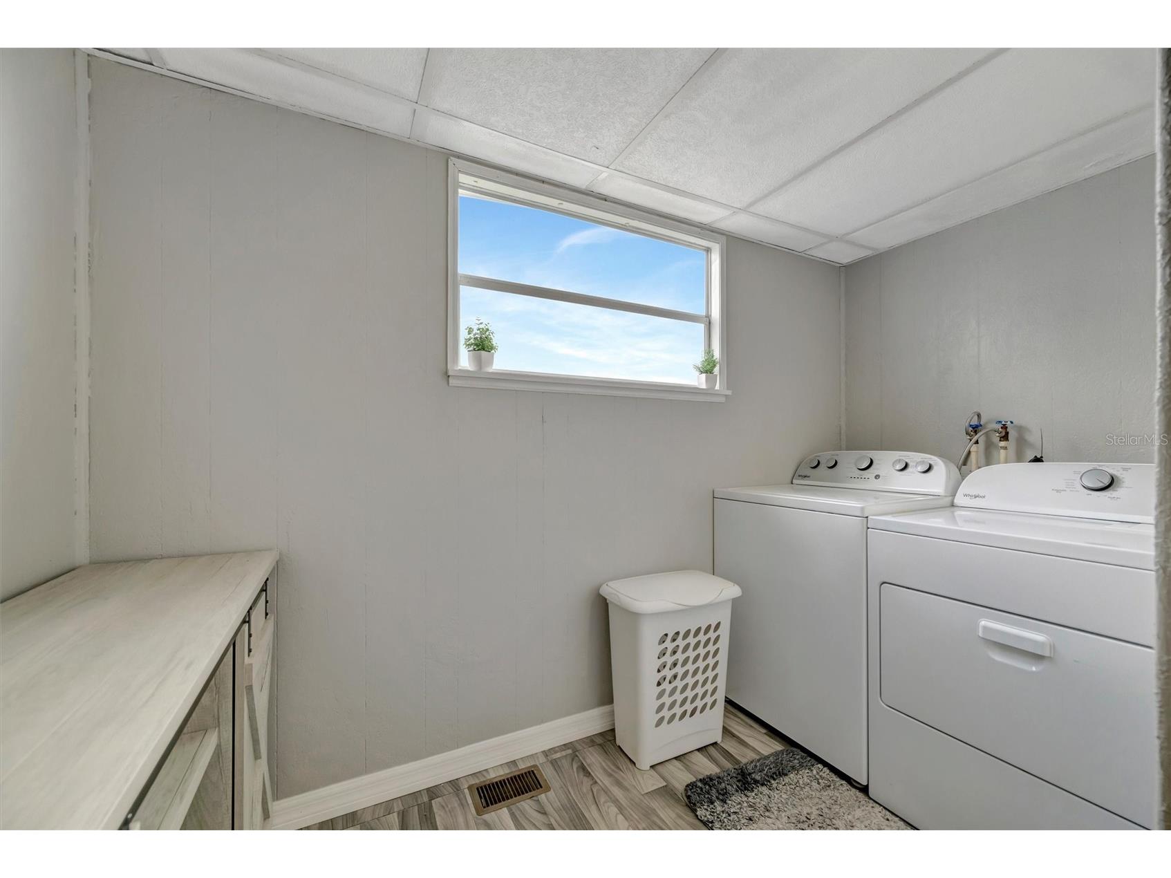 162 S Saint Thomas Circle Apollo Beach FL 33572 TB8505246 image17