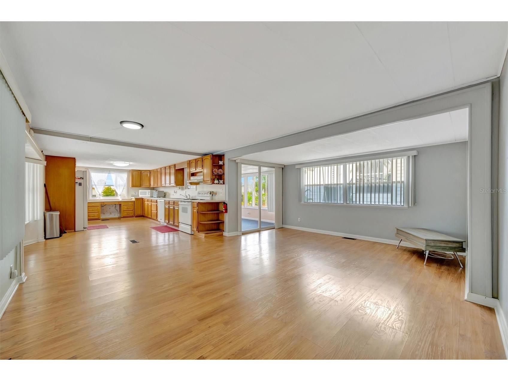 162 S Saint Thomas Circle Apollo Beach FL 33572 TB8505246 image8