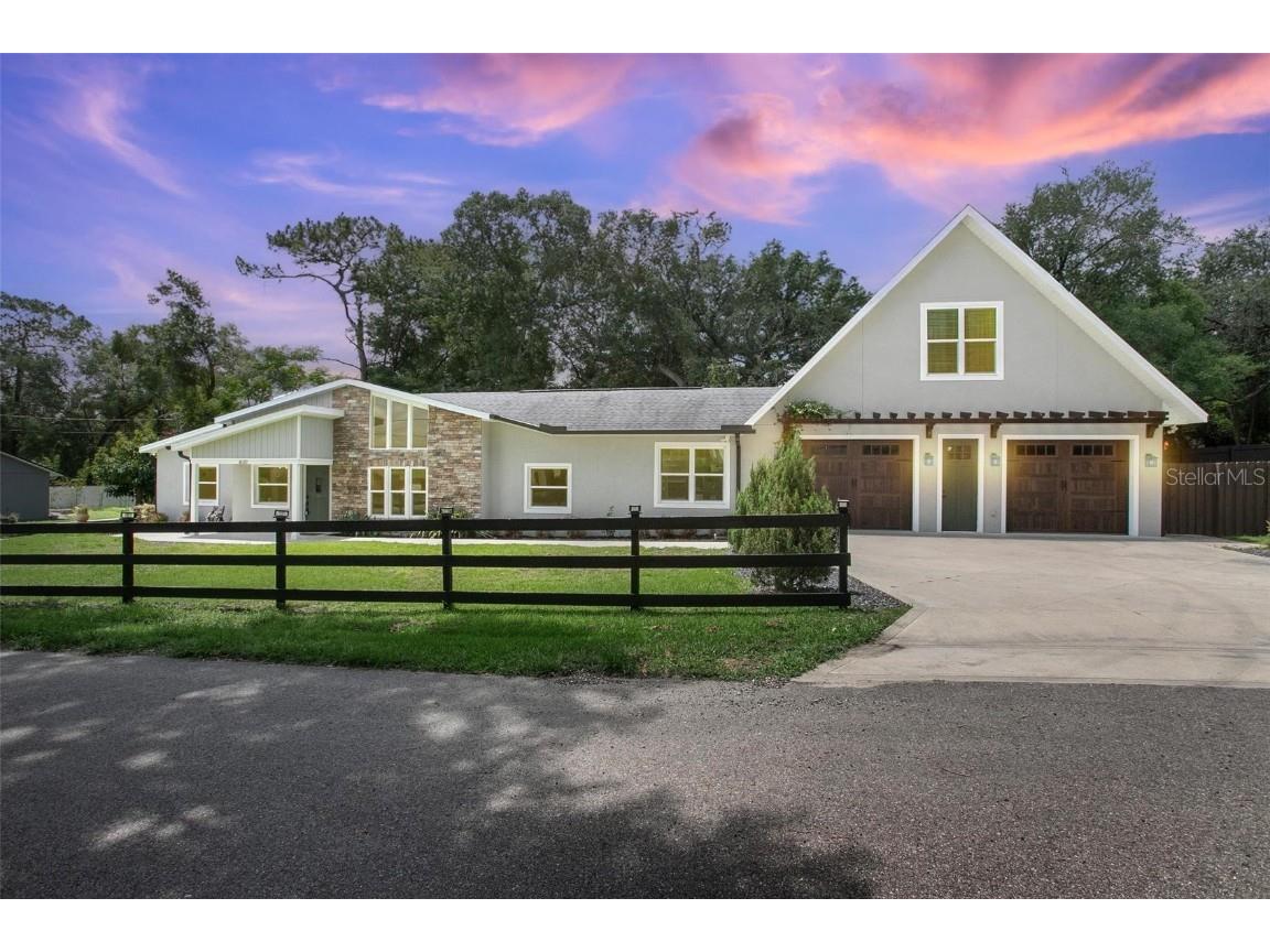 1620 20th Street Orange City FL 32763 V4943343 image1