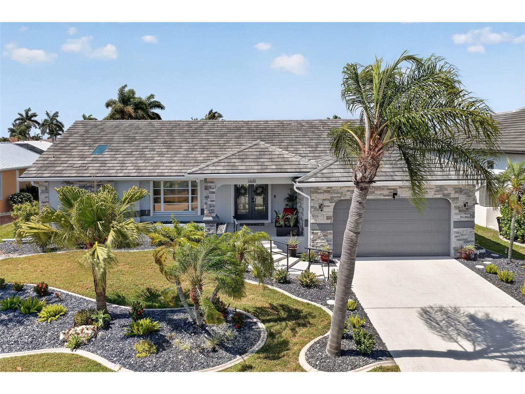 1620 Albatross Drive Punta Gorda FL 33950 C7525325 image2