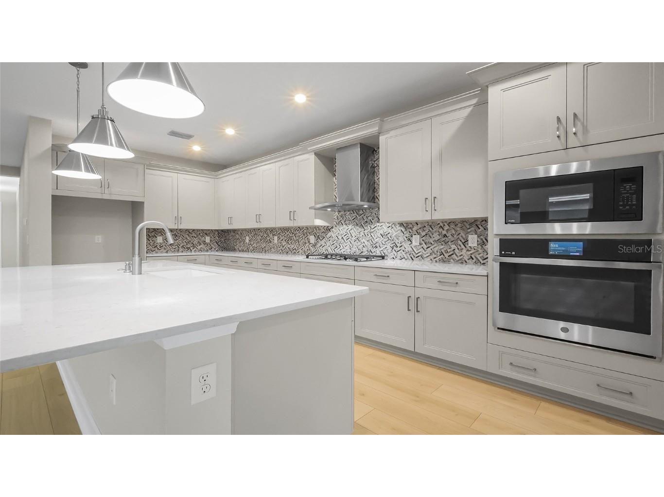 1620 Bellagio Loop Tavares FL 32778 - LAKE HARRIS W7880643 image26