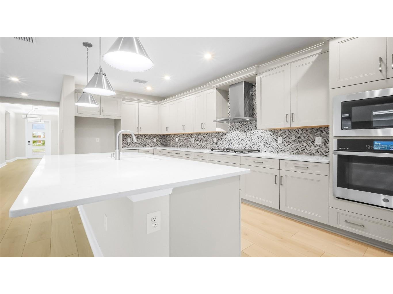 1620 Bellagio Loop Tavares FL 32778 - LAKE HARRIS W7880643 image27