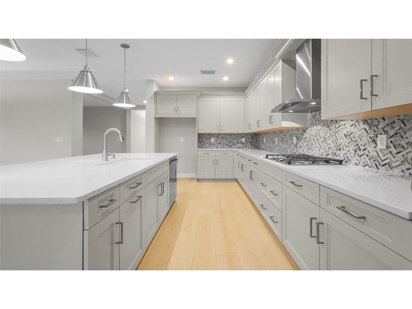 1620 Bellagio Loop Tavares FL 32778 - LAKE HARRIS W7880643 image31