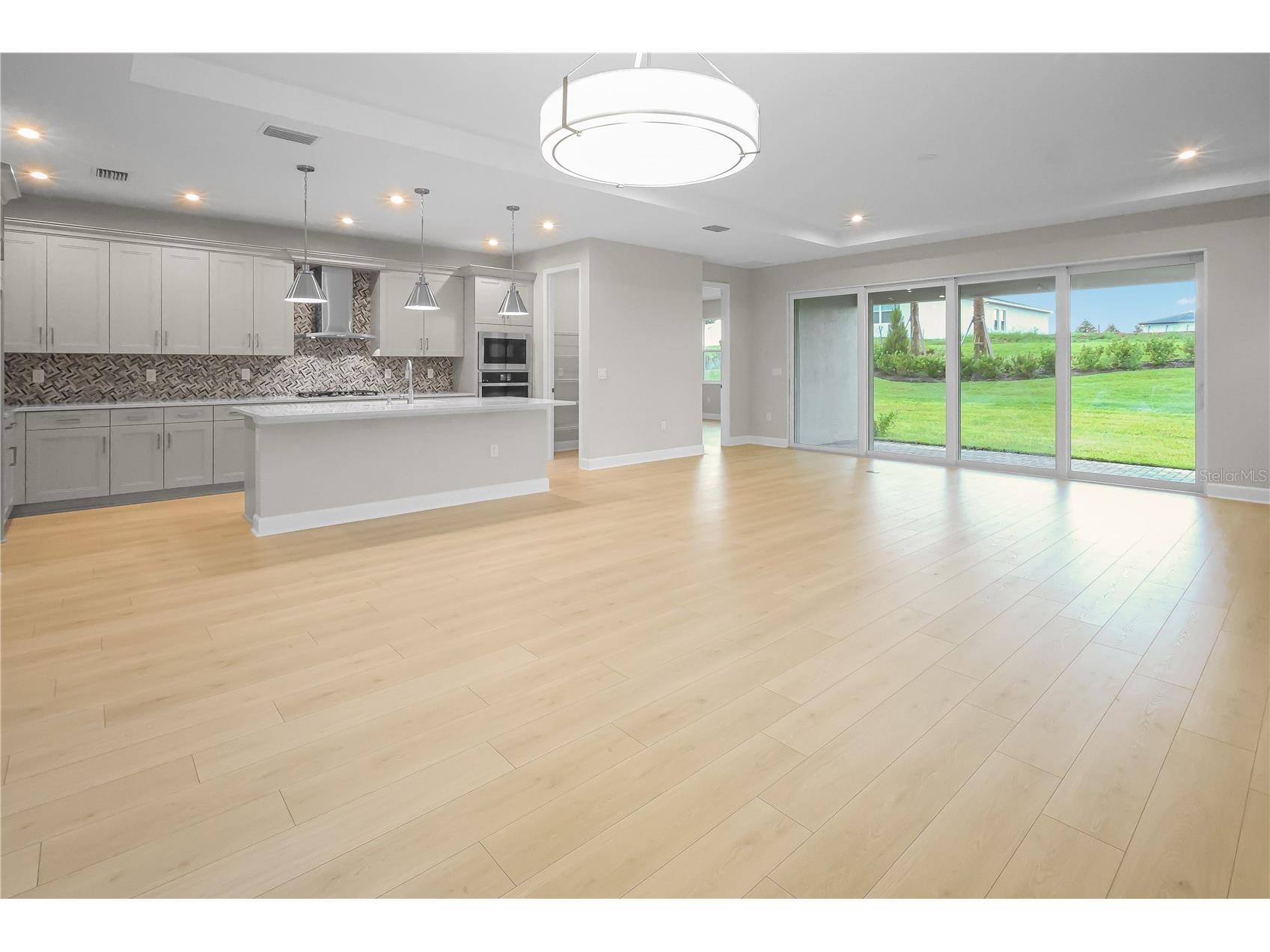 1620 Bellagio Loop Tavares FL 32778 - LAKE HARRIS W7887478 image8