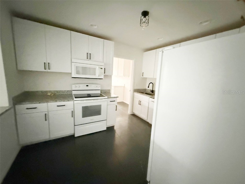 1620 Bentwood Drive Sun City Center FL 33573 TB8446251 image3