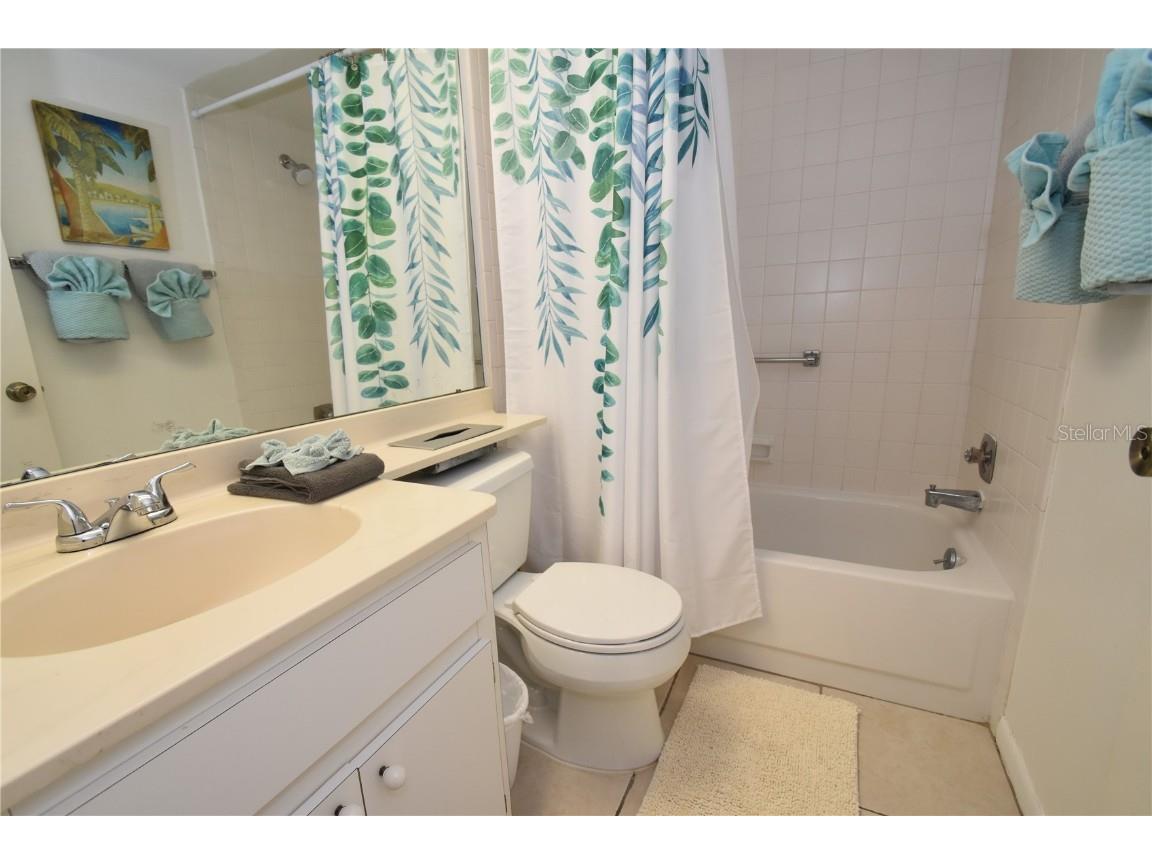 1620 Boathouse Circle #GR103 Sarasota FL 34231 A4579329 image16