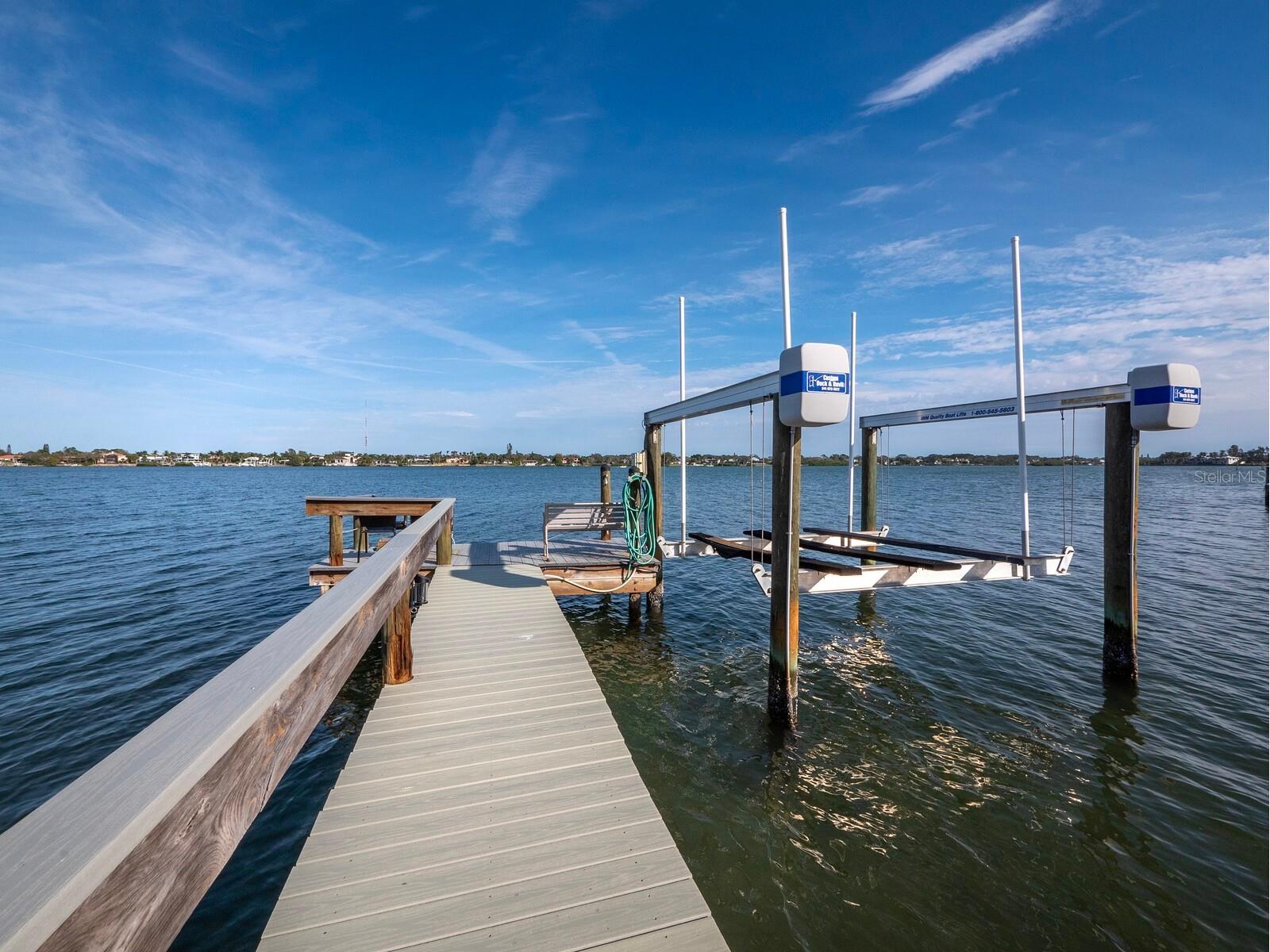 1620 Casey Key Road Nokomis FL 34275 - BLACKBURN BAY & GULF OF MEXICO A4676465 image39