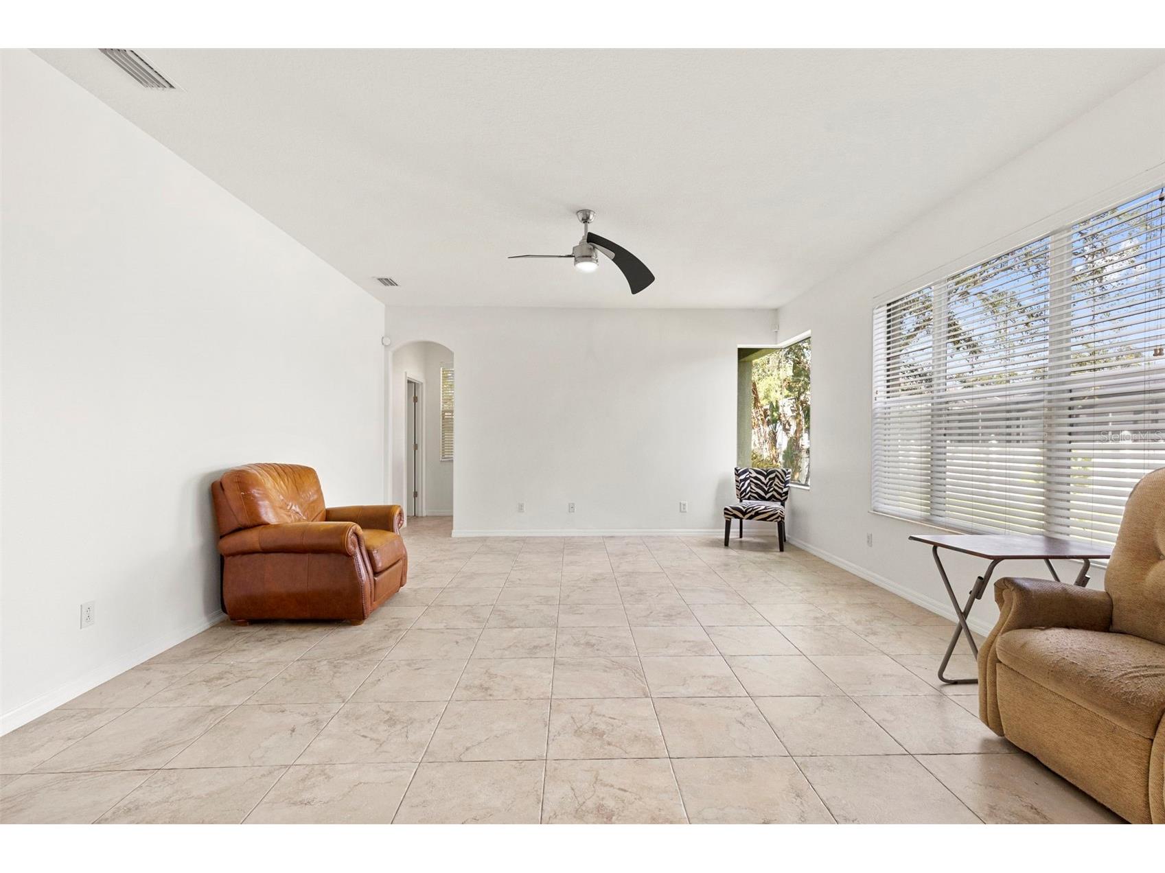 1620 Grand Heritage Boulevard Valrico FL 33594 TB8503009 image18