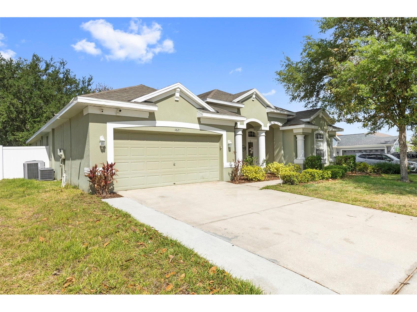 1620 Grand Heritage Boulevard Valrico FL 33594 TB8503009 image2