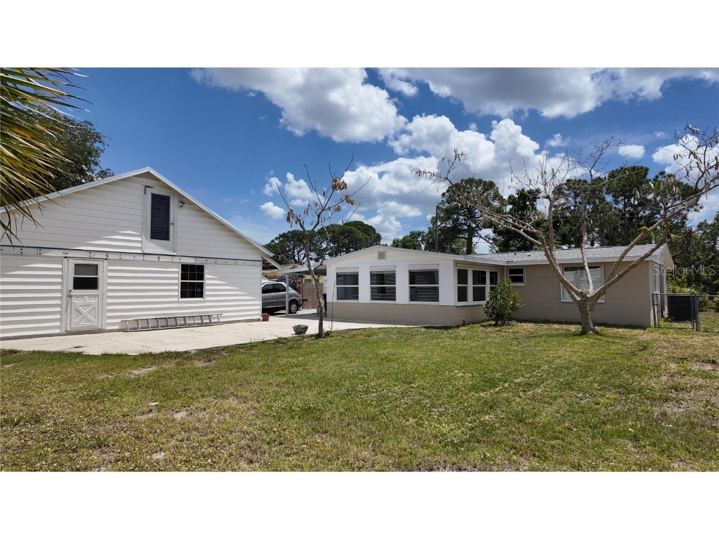 1620 Lakeview Place Englewood FL 34223 O6214481 image1