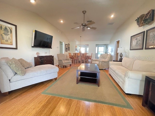 1620 Lynchburg Loop The Villages FL 32162 OM722050 image4