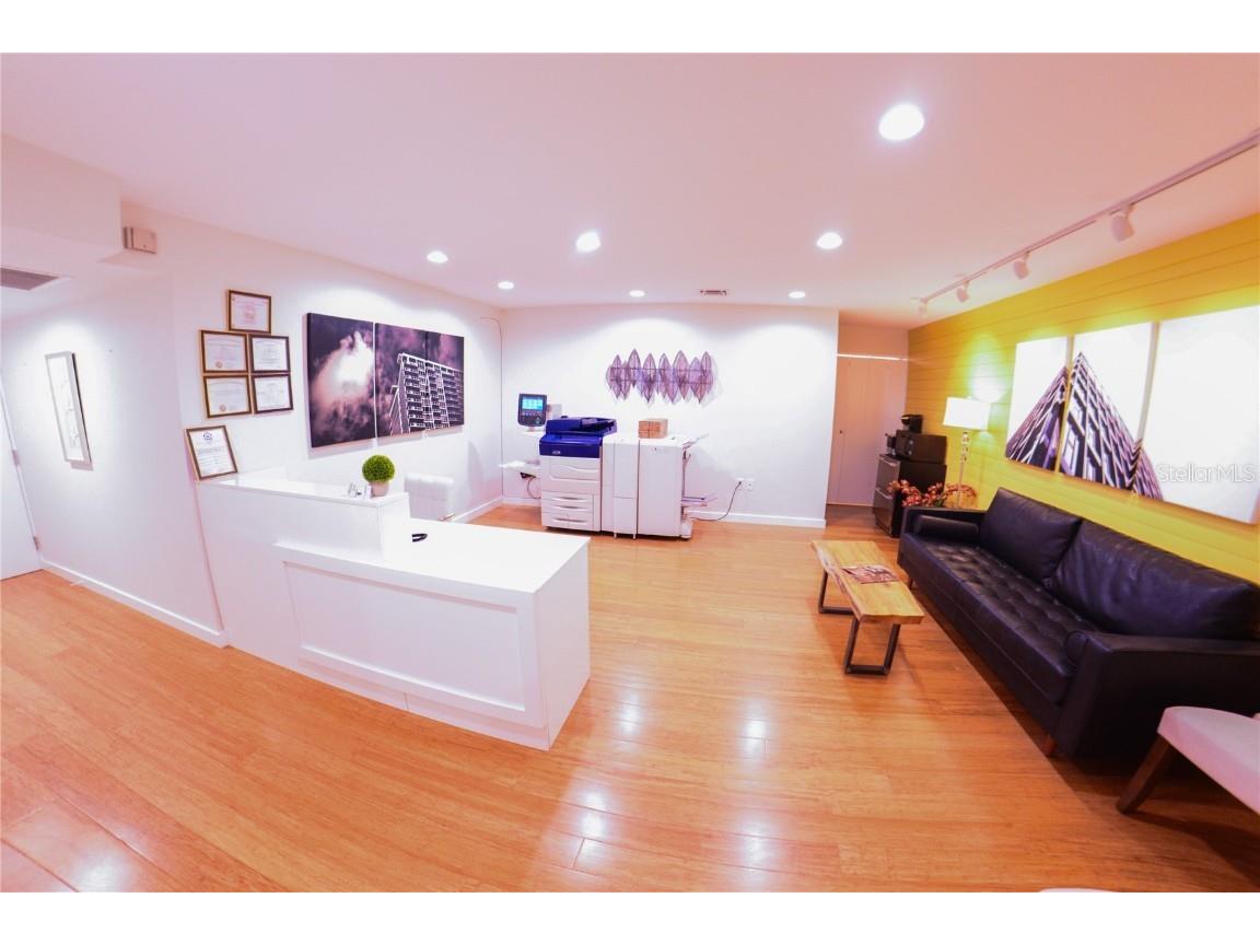 1620 Main Street #9 A Sarasota FL 34236 A4675230 image5