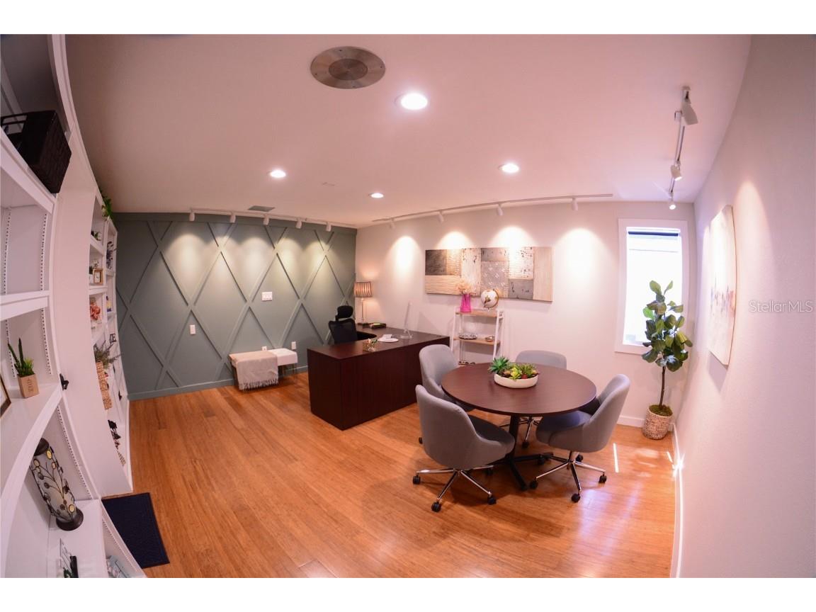 1620 Main Street #9 A Sarasota FL 34236 A4675230 image8