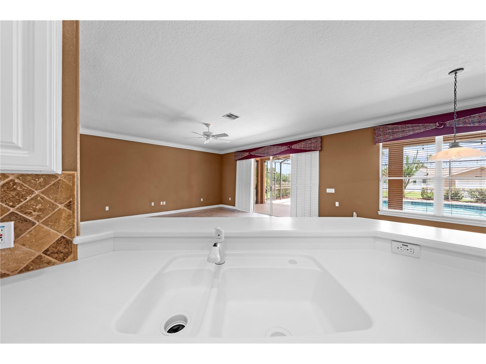 1620 Marina Lake Dr Kissimmee FL 34744 S5150329 image24