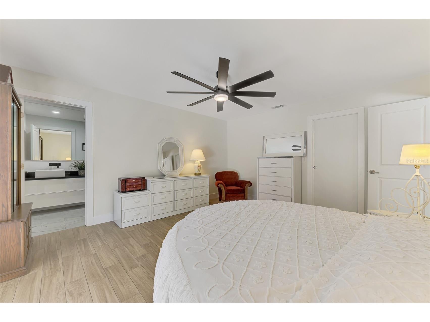 1620 Mission Valley Boulevard Nokomis FL 34275 A4687984 image25