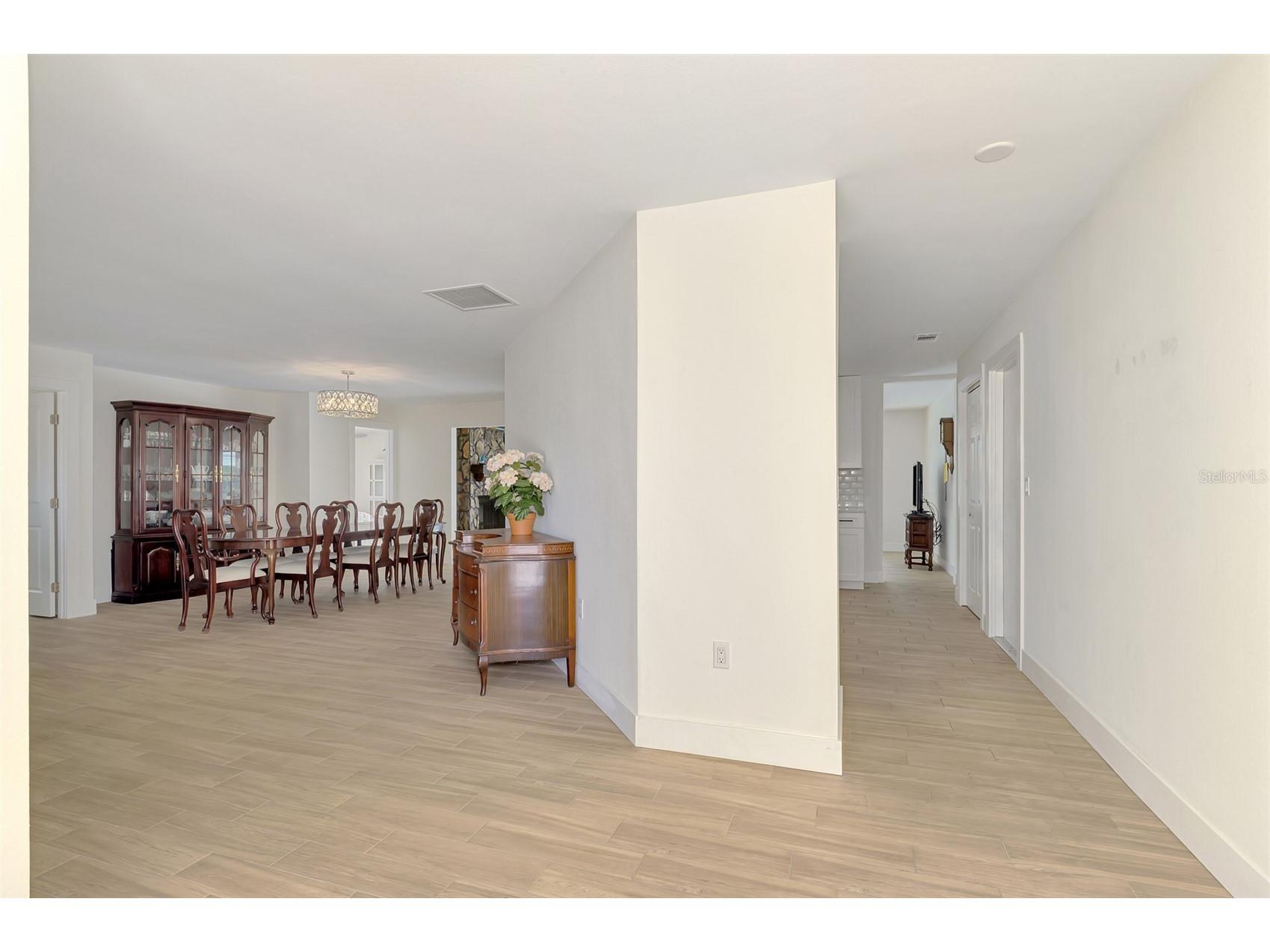 1620 Mission Valley Boulevard Nokomis FL 34275 A4687984 image5