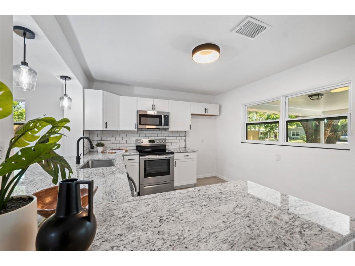 1620 San Mateo Drive Dunedin FL 34698 TB8456433 image15