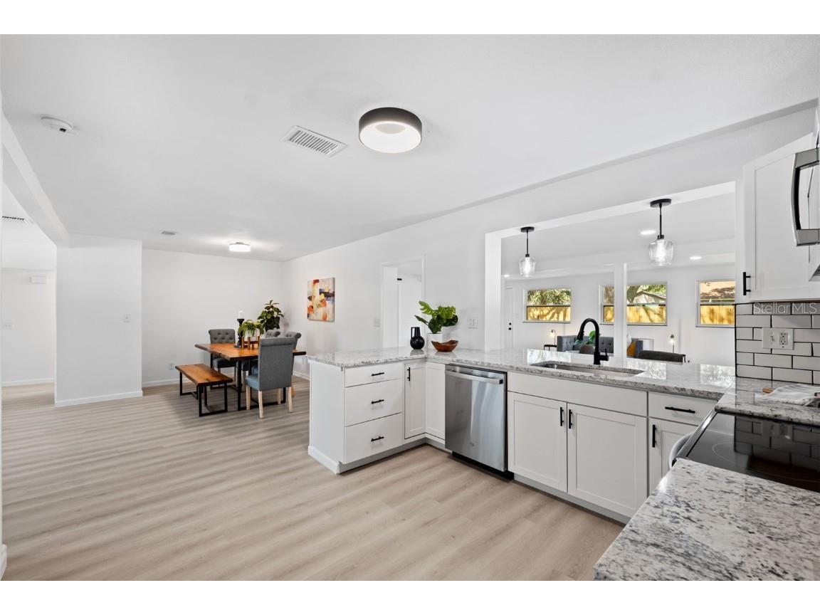 1620 San Mateo Drive Dunedin FL 34698 TB8456433 image4