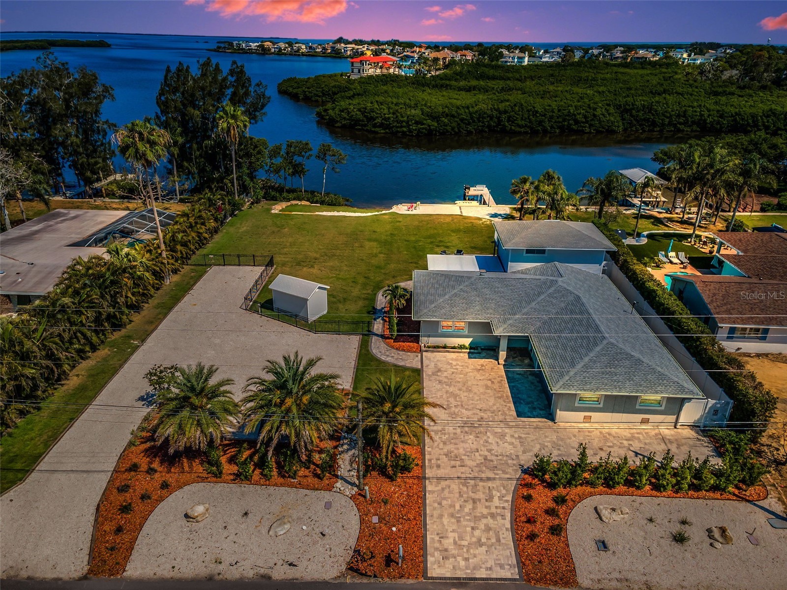 1620 Sea Breeze Drive Tarpon Springs FL 34689 - GULF OF AMERICA W7886130 image1