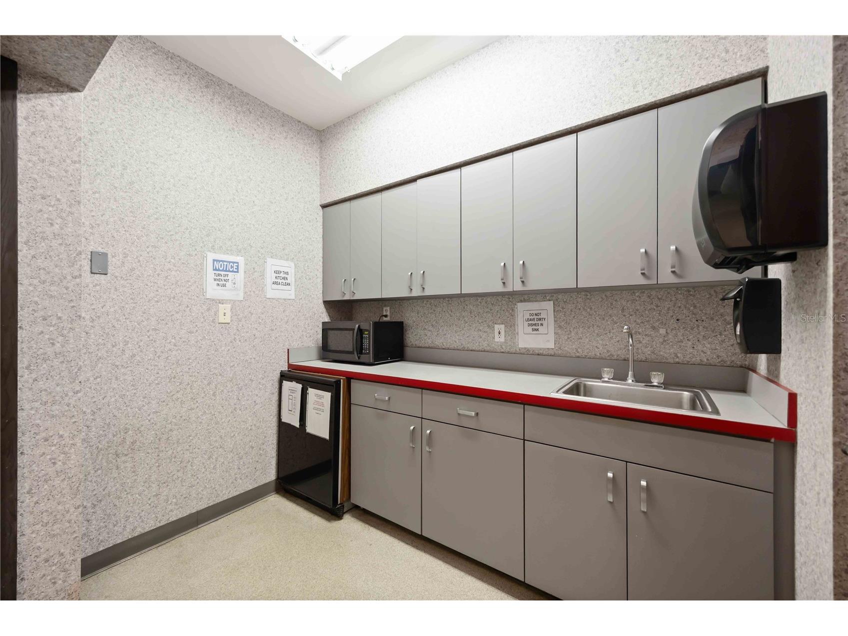 1620 Tamiami Trail Port Charlotte FL 33948 A4678191 image19