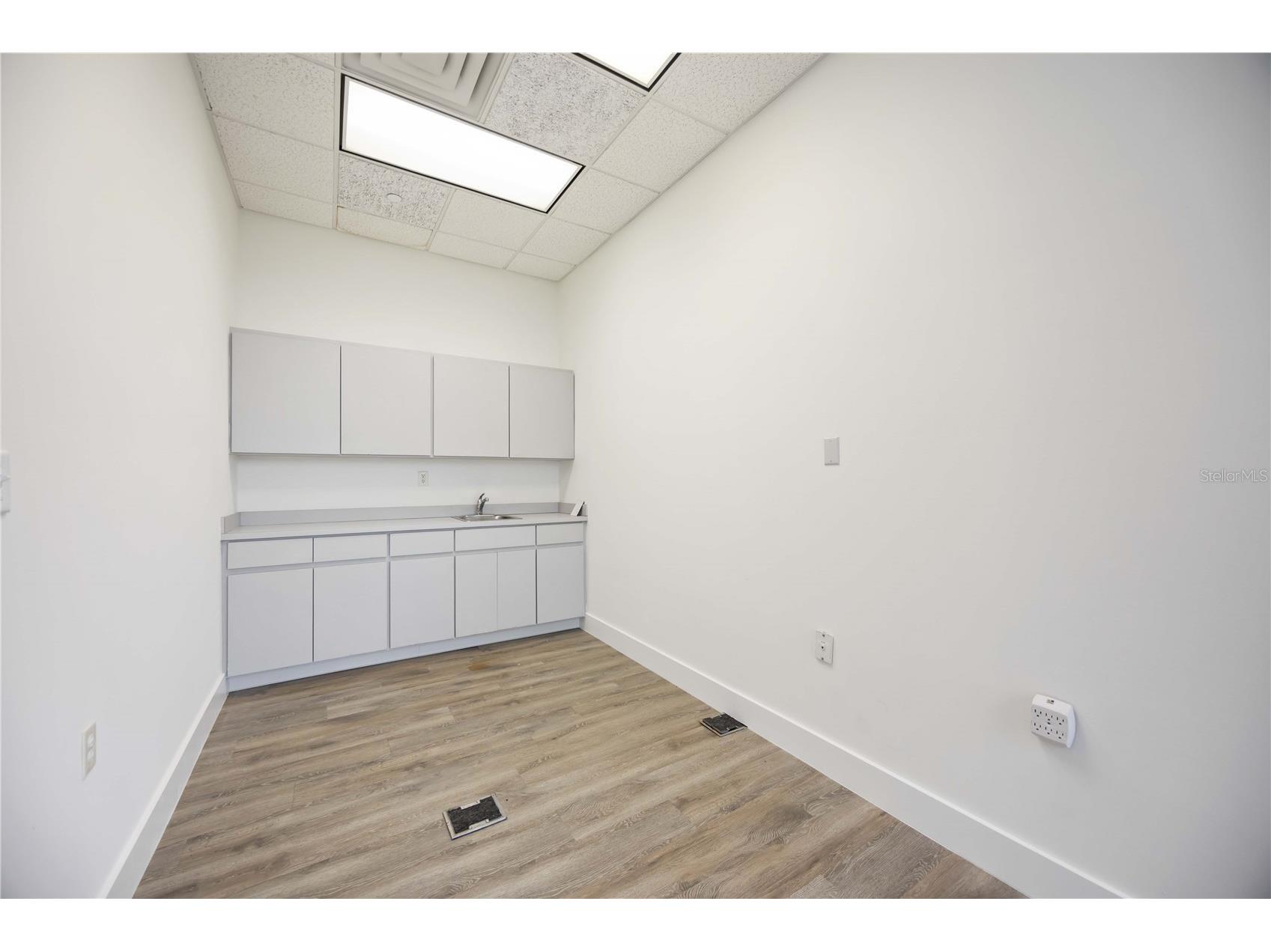 1620 Tamiami Trail Port Charlotte FL 33948 A4678191 image9