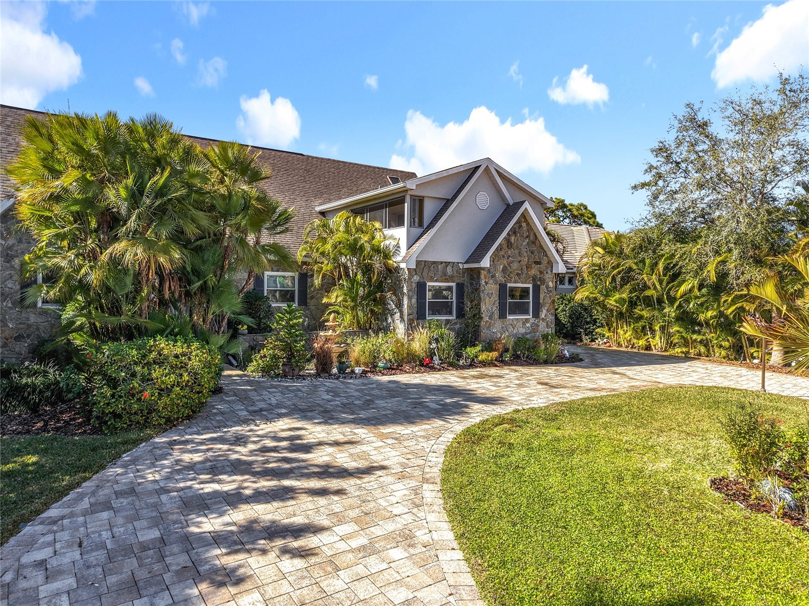 16200 Forest Oaks Drive Fort Myers FL 33908 TB8476185 image2