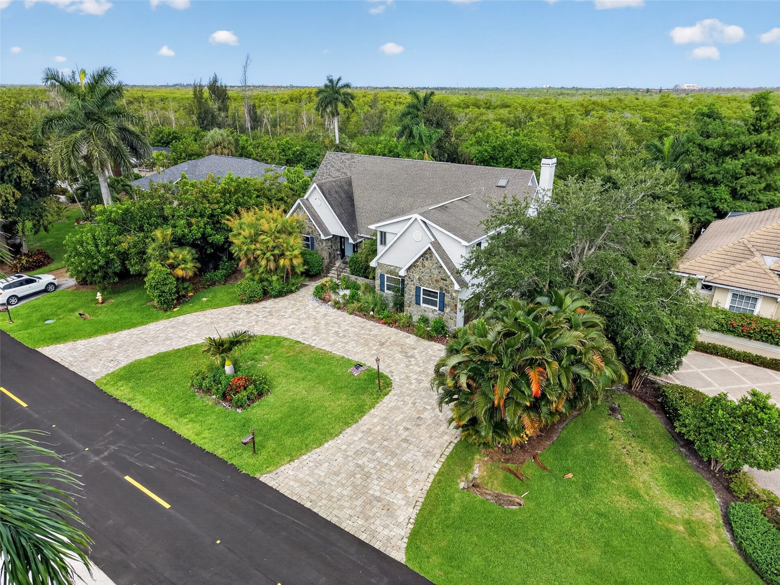 16200 Forest Oaks Drive Fort Myers FL 33908 TB8518467 image2