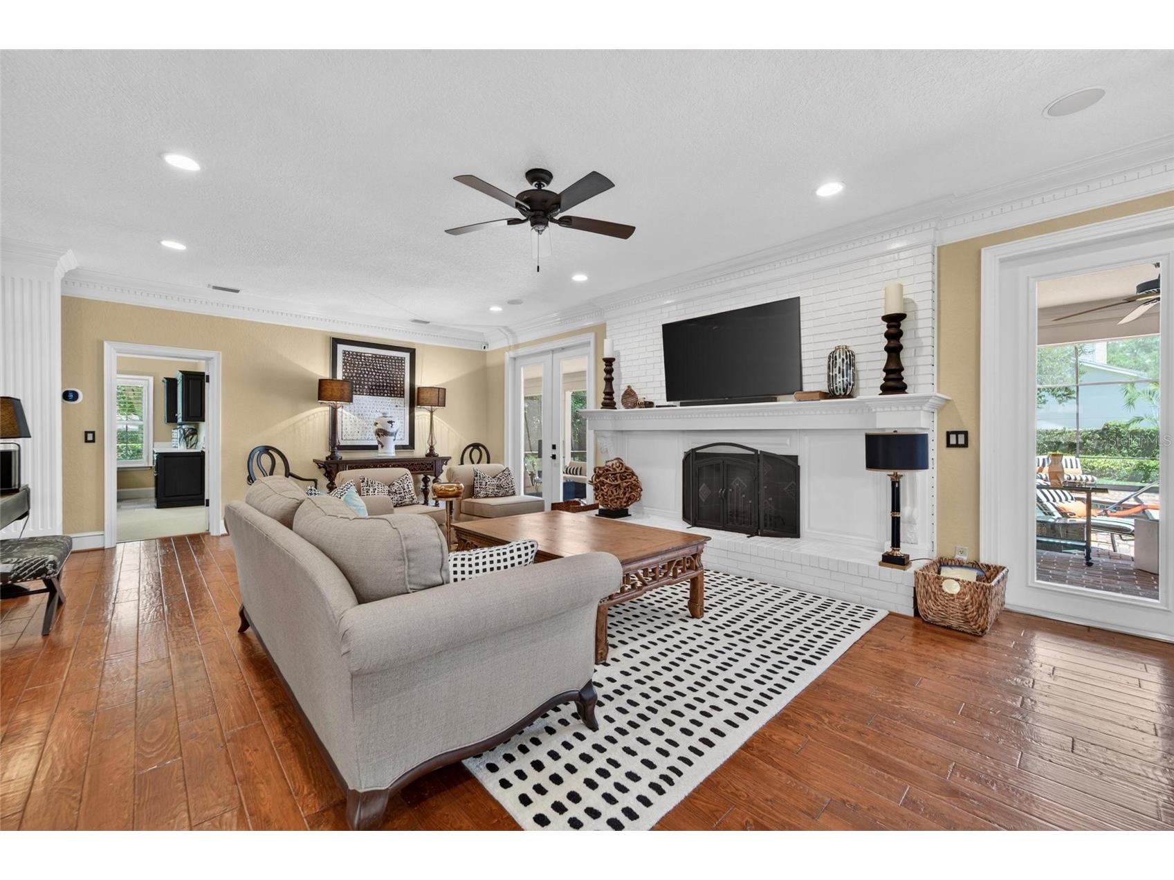 16203 Avila Boulevard Tampa FL 33613 TB8506067 image17