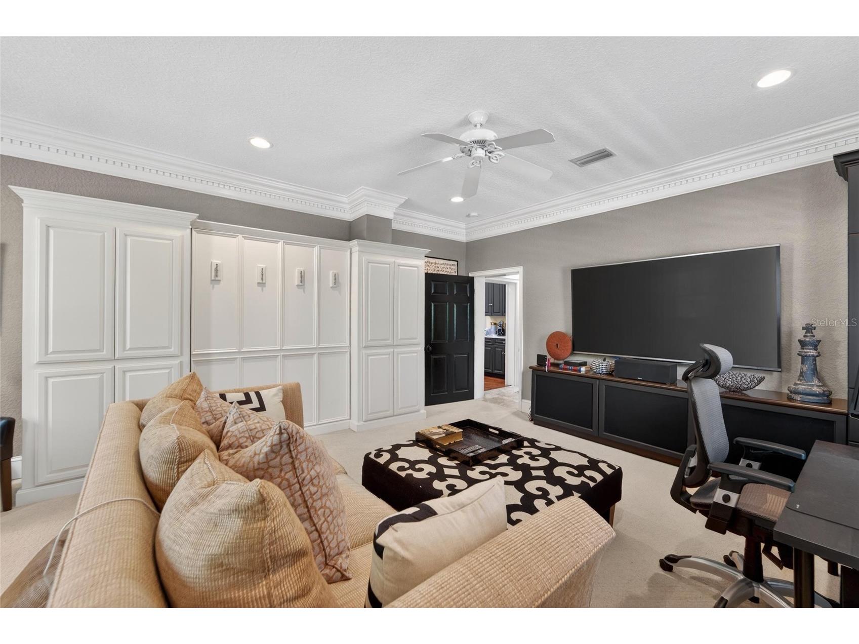 16203 Avila Boulevard Tampa FL 33613 TB8506067 image25