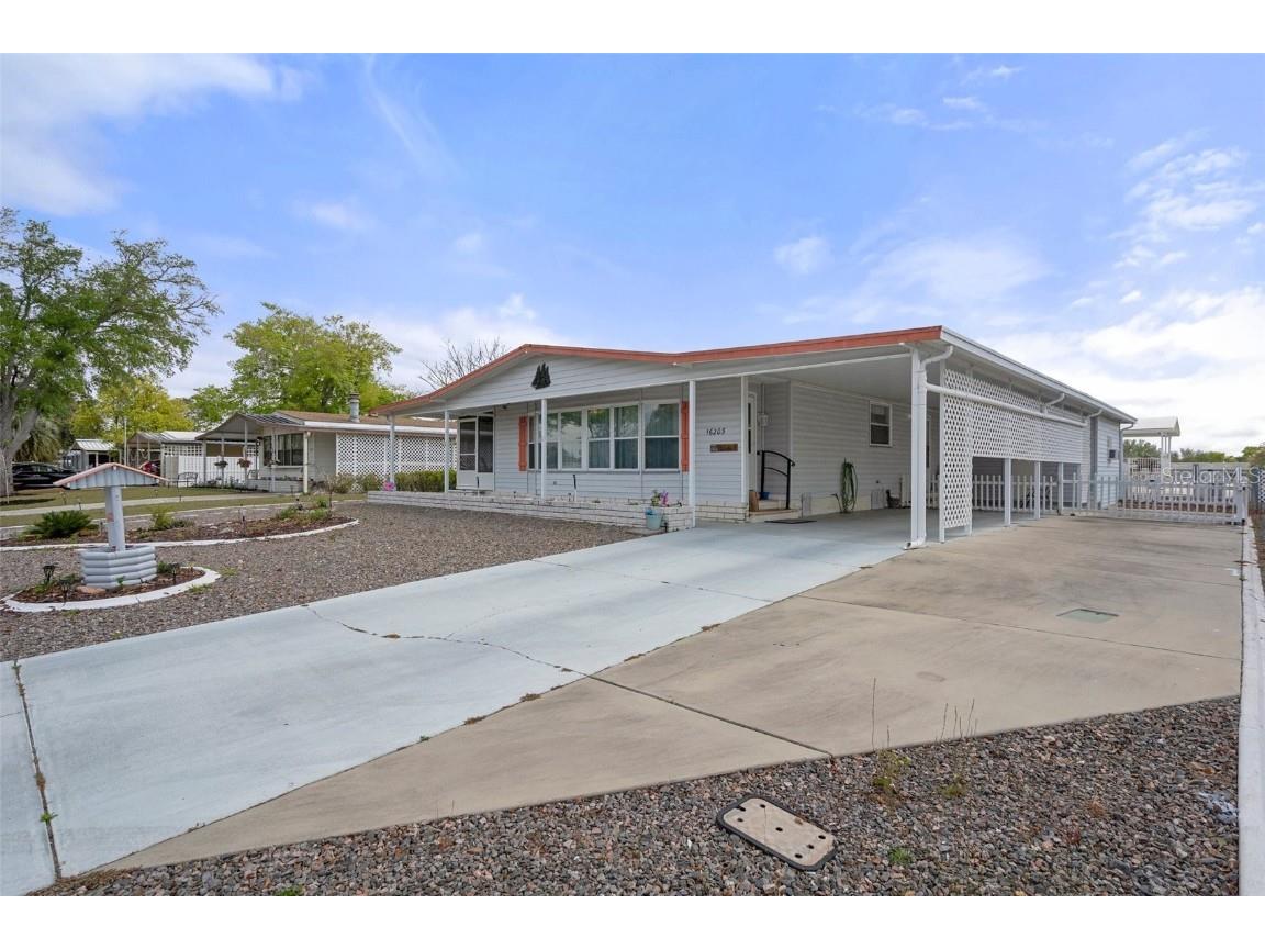 16203 Brookridge Boulevard Brooksville FL 34613 TB8369118 image2