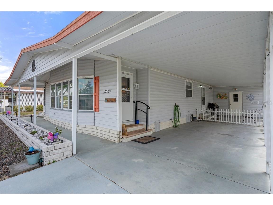 16203 Brookridge Boulevard Brooksville FL 34613 TB8369118 image4