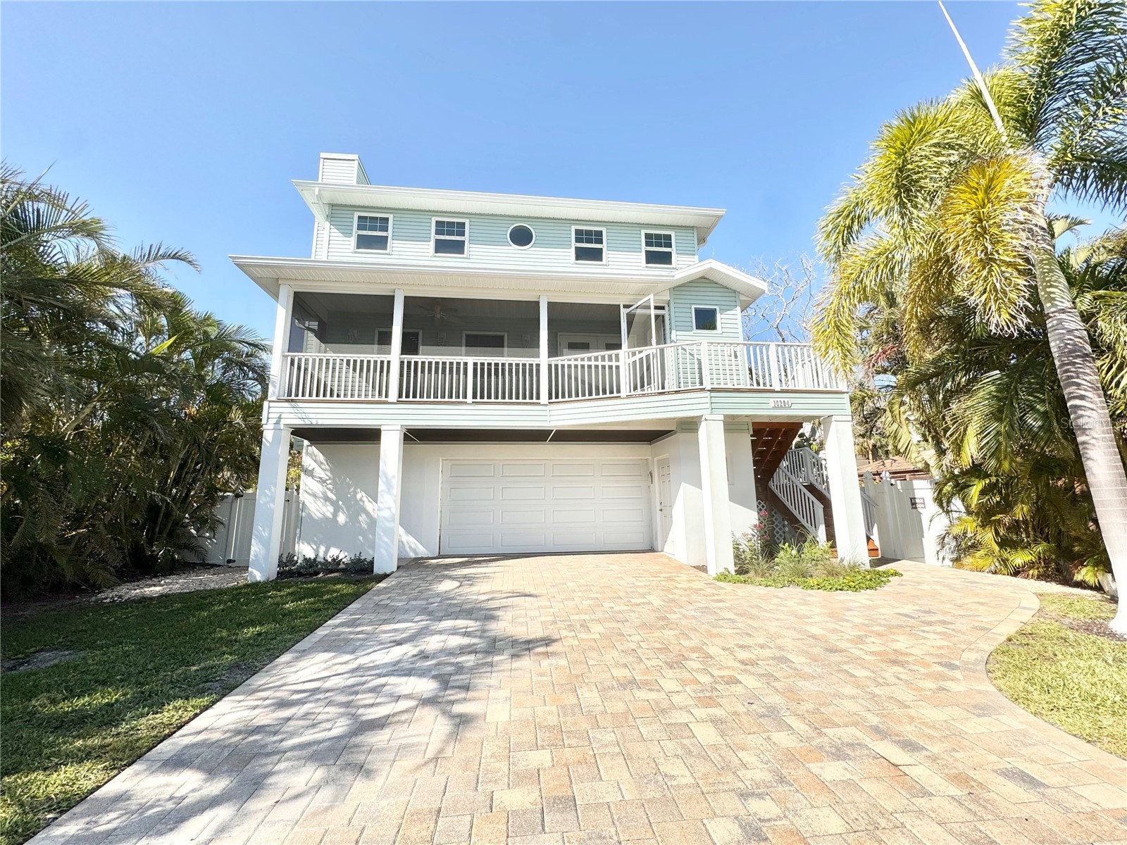 16204 3rd Street E Redington Beach FL 33708 TB8373963 image1