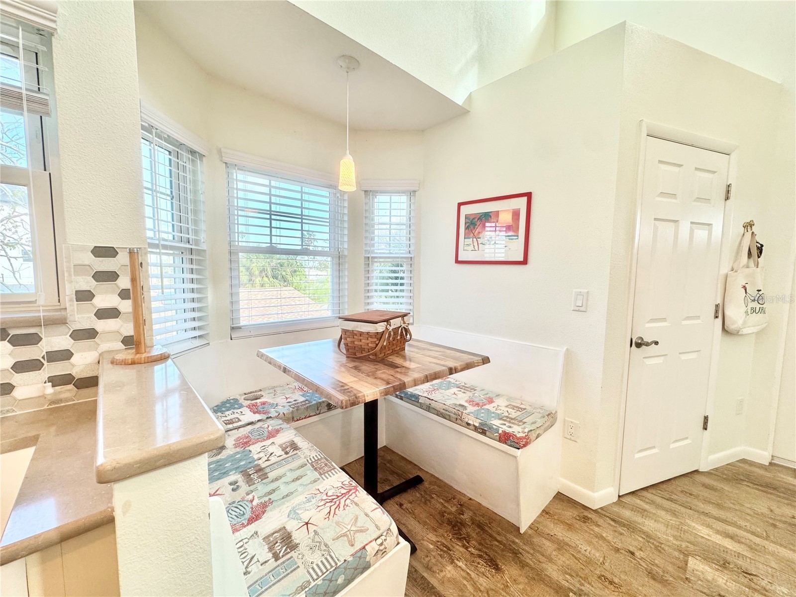 16204 3rd Street E Redington Beach FL 33708 TB8373963 image11