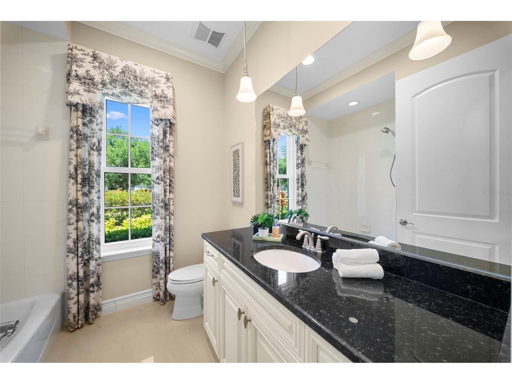 16204 Daysailor Trail Lakewood Ranch FL 34202 A4689226 image36
