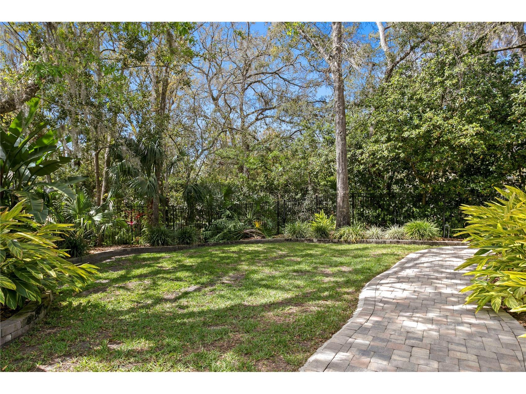 16204 Sierra De Avila Tampa FL 33613 TB8484161 image68