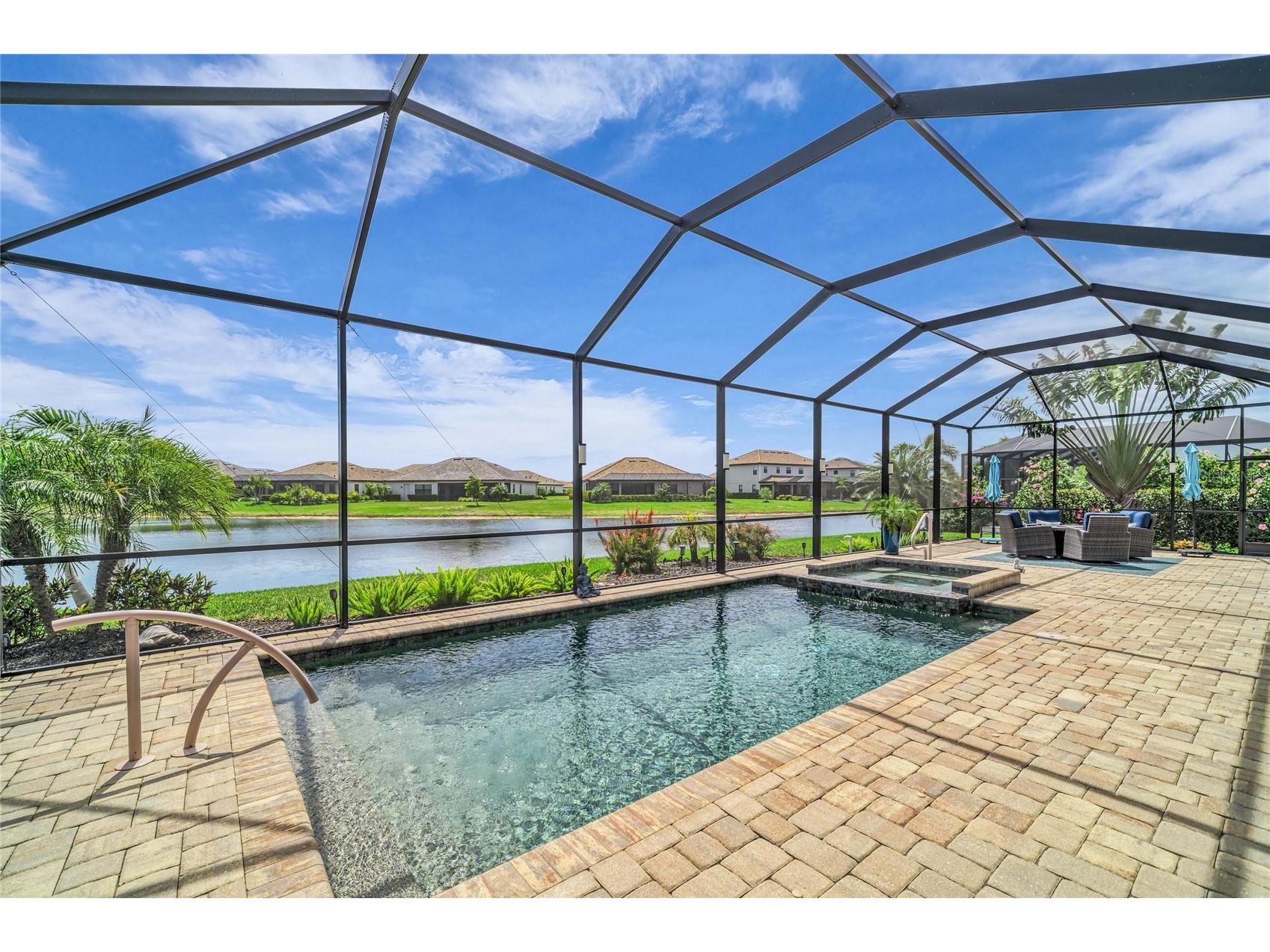 16204 Tradewind Terrace Lakewood Ranch FL 34211 A4690448 image3