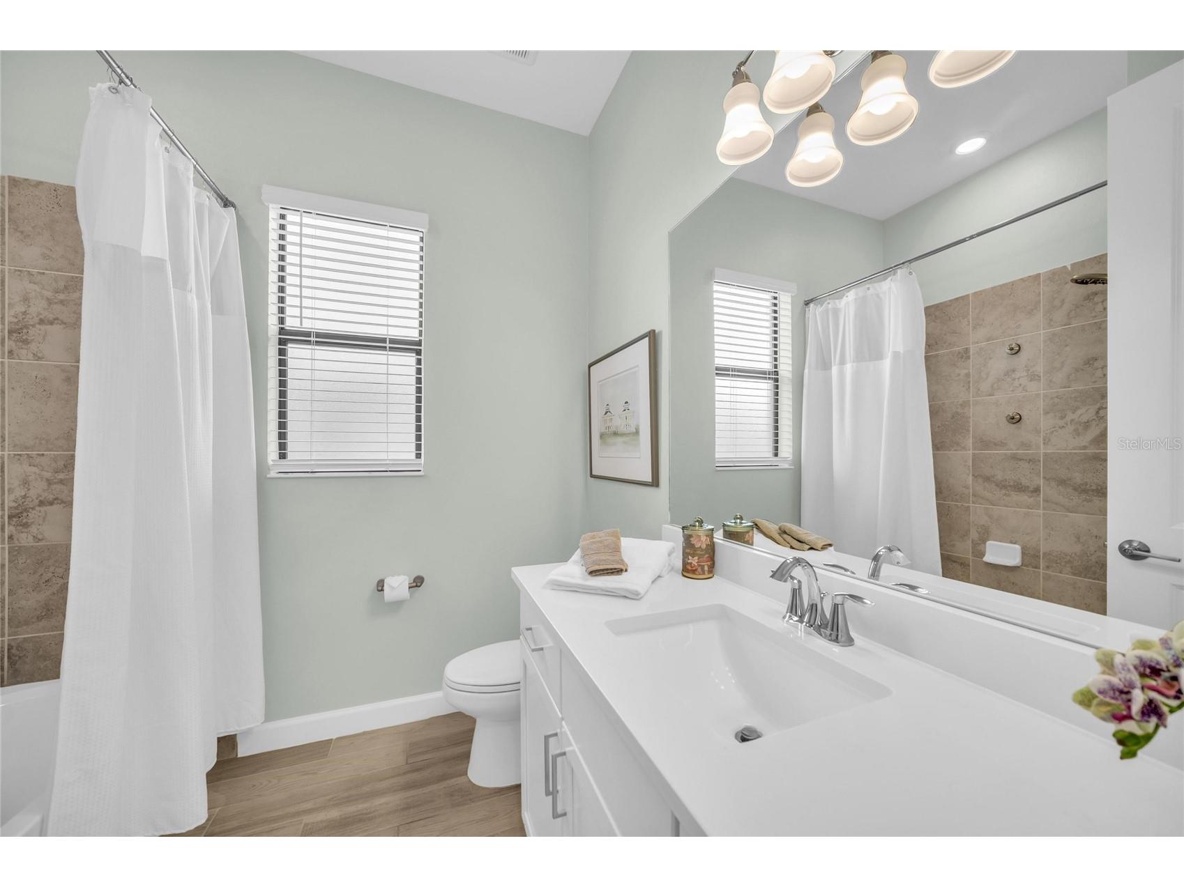 16204 Tradewind Terrace Lakewood Ranch FL 34211 A4690448 image37