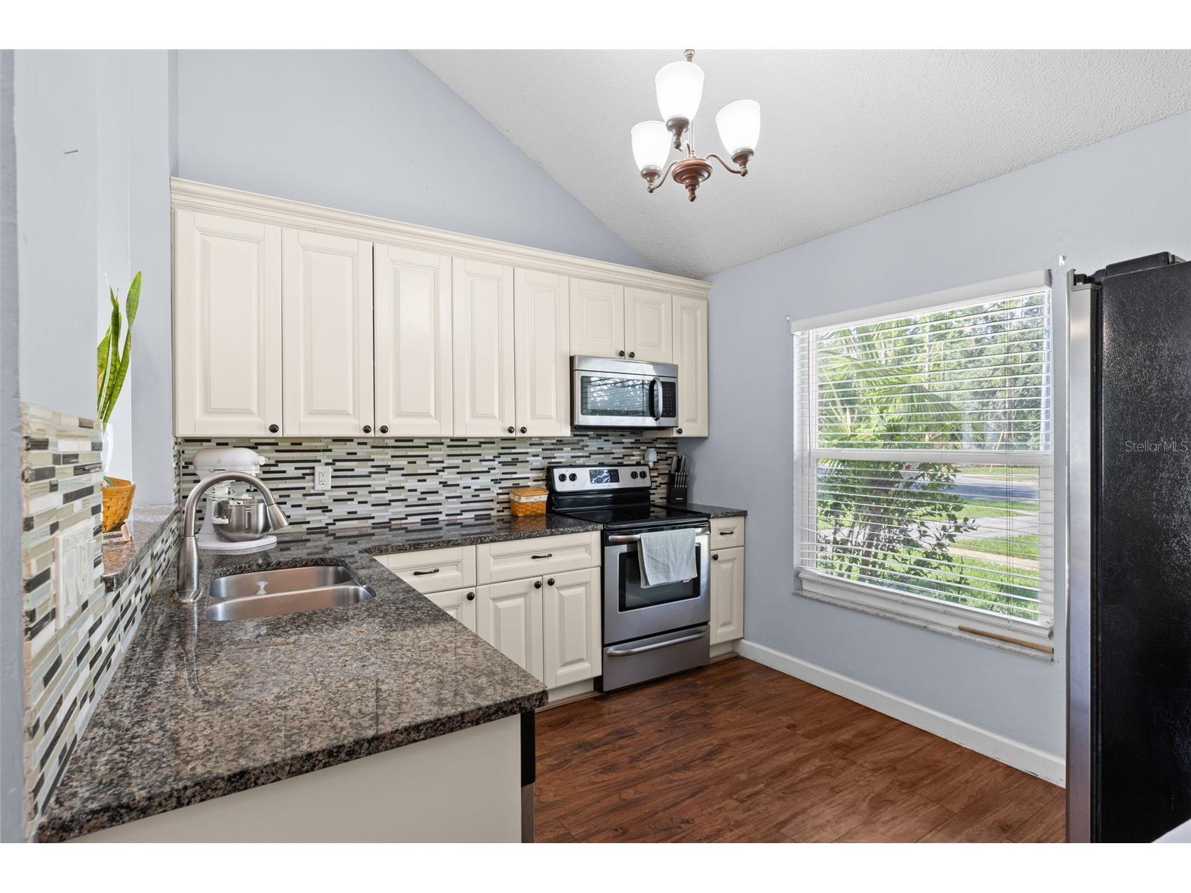 16205 Copperfield Drive Tampa FL 33618 TB8514606 image12