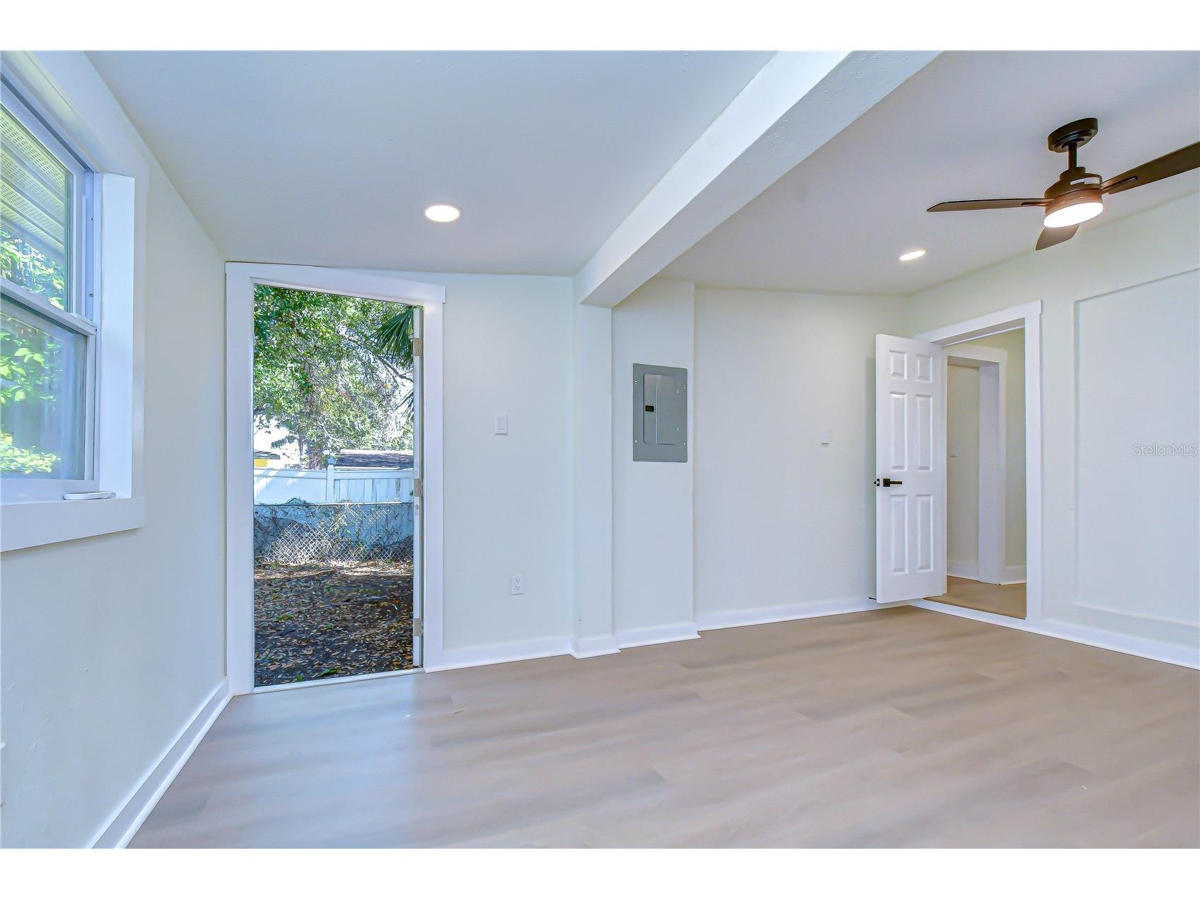 1621 25th Avenue S Saint Petersburg FL 33712 TB8468852 image18