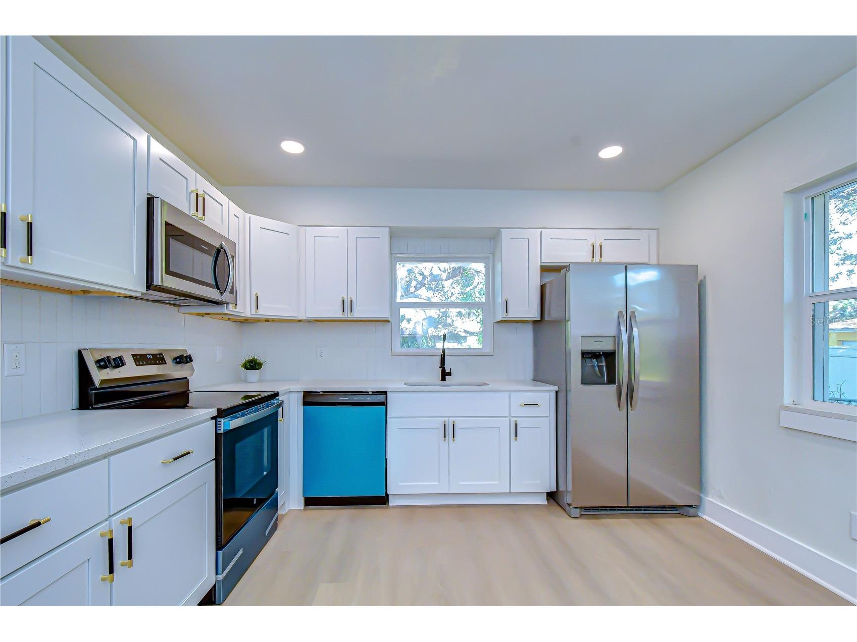 1621 25th Avenue S Saint Petersburg FL 33712 TB8468852 image7