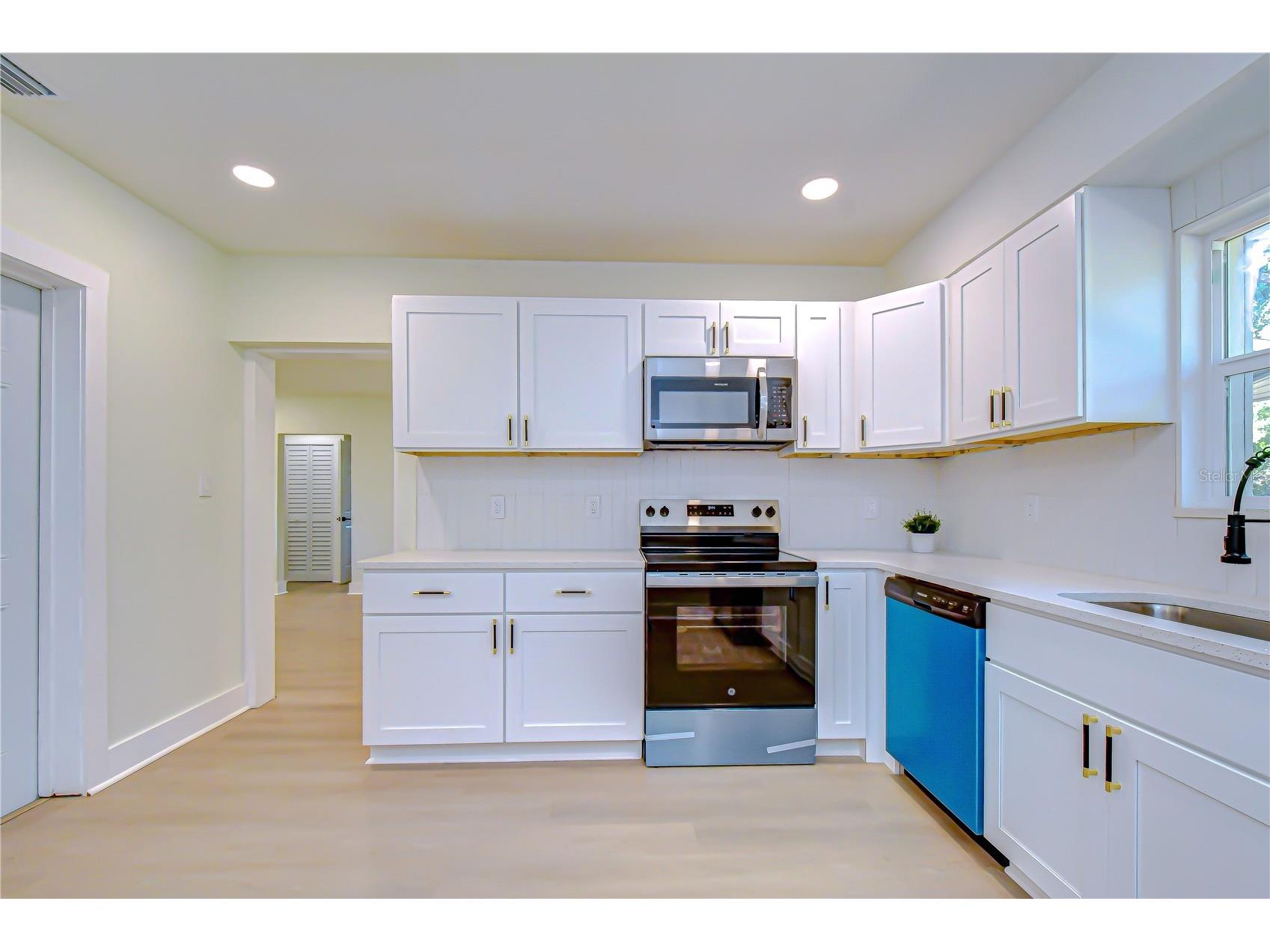 1621 25th Avenue S Saint Petersburg FL 33712 TB8468852 image8