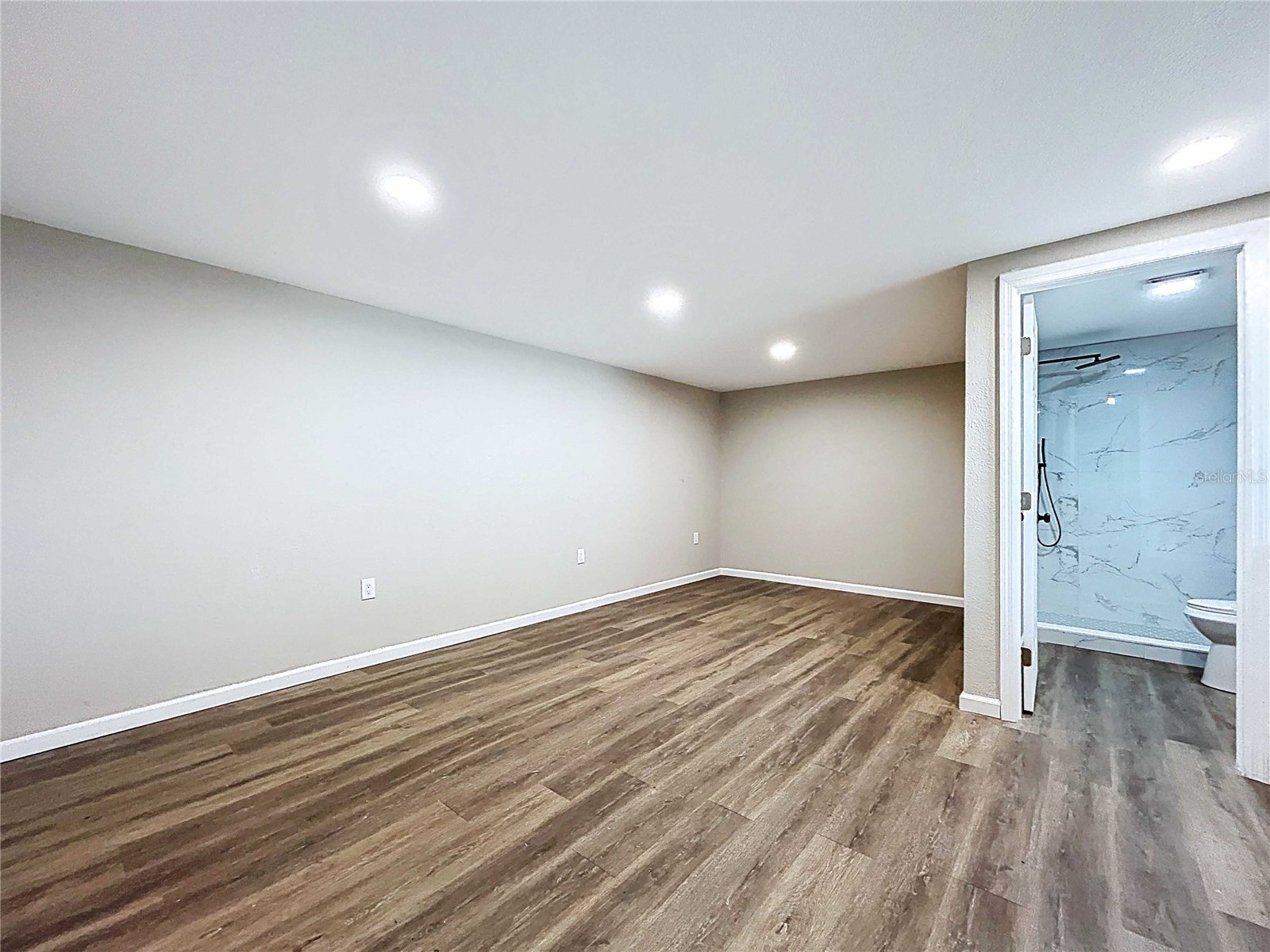 1621 7th Avenue N Saint Petersburg FL 33713 TB8462071 image49