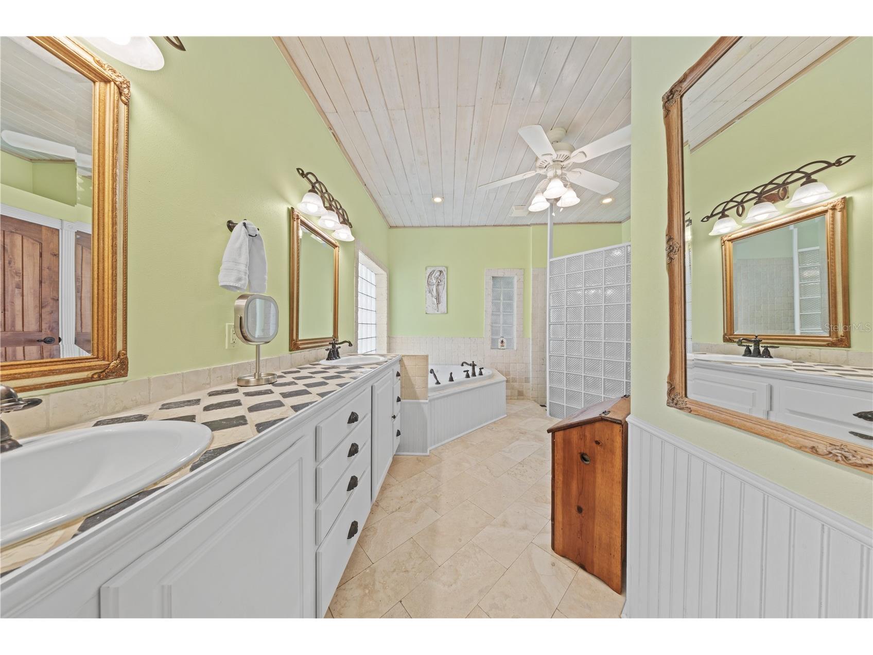 1621 Barr Oviedo FL 32765 O6392815 image27