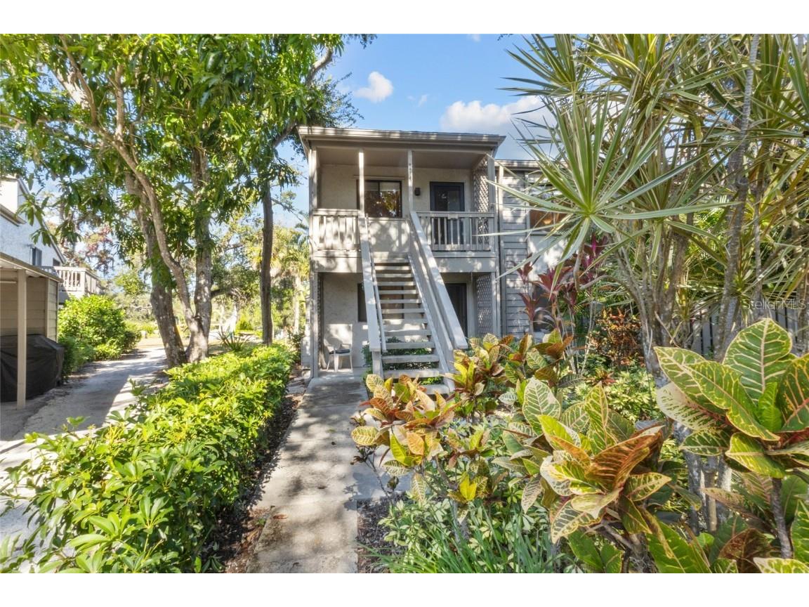 1621 Boathouse Circle #220 Sarasota FL 34231 A4673313 image1