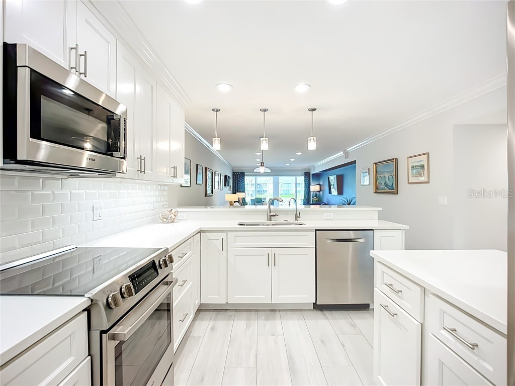 1621 Boathouse Circle #HA124 Sarasota FL 34231 A4673734 image8