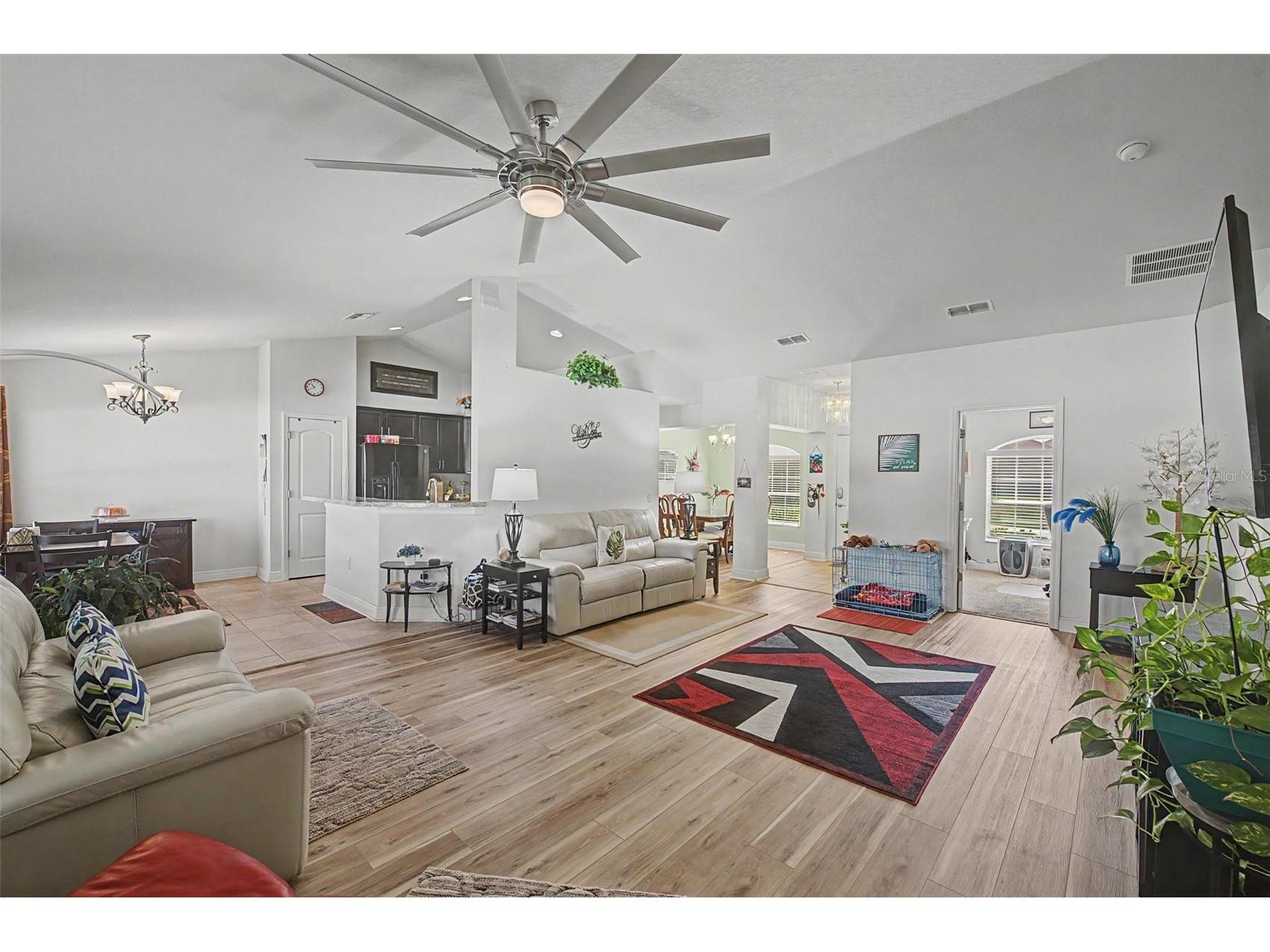 1621 Doves View Circle Auburndale FL 33823 TB8519307 image4