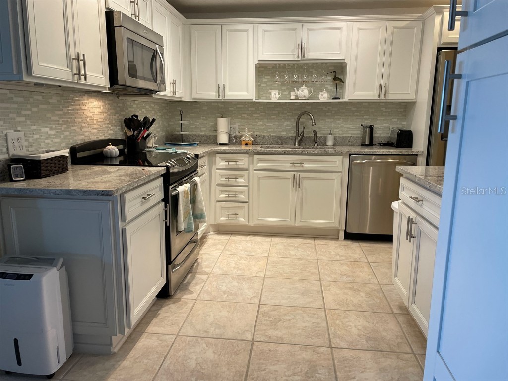 1621 Gulf Boulevard #1106 Clearwater Beach FL 33767 O6320471 image8