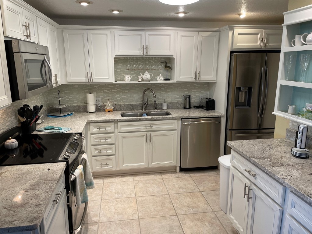 1621 Gulf Boulevard #1106 Clearwater Beach FL 33767 O6320471 image9